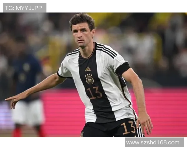 德国足球明星穆勒精彩瞬间回顾与个人成就展示