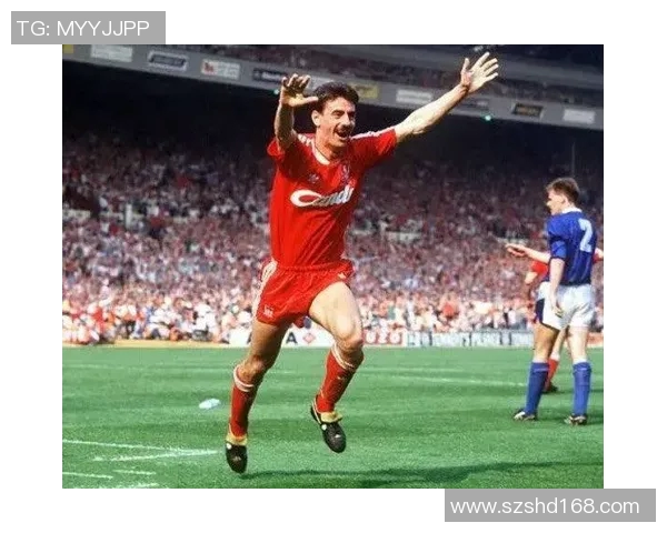 英国足球历史上最杰出球星的排名与成就分析